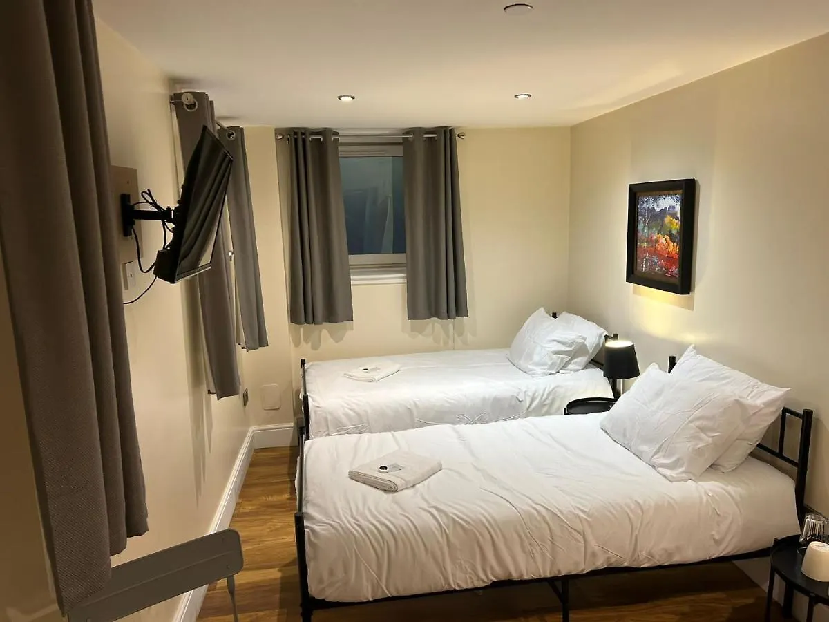 Twin Room With En-Suite Edinburgh United Kingdom