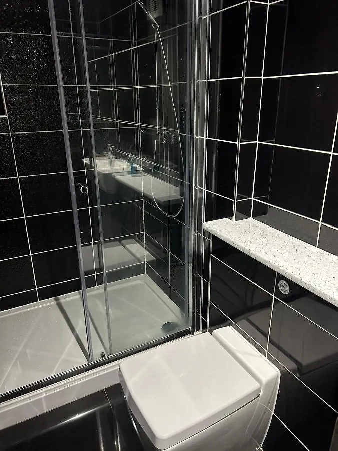 Twin Room With En-Suite Edinburgh 0*,